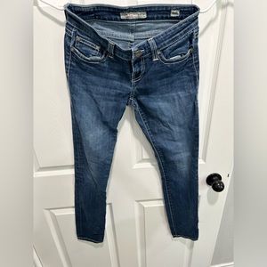 BKE Skinny Jeans. 26 Regular.